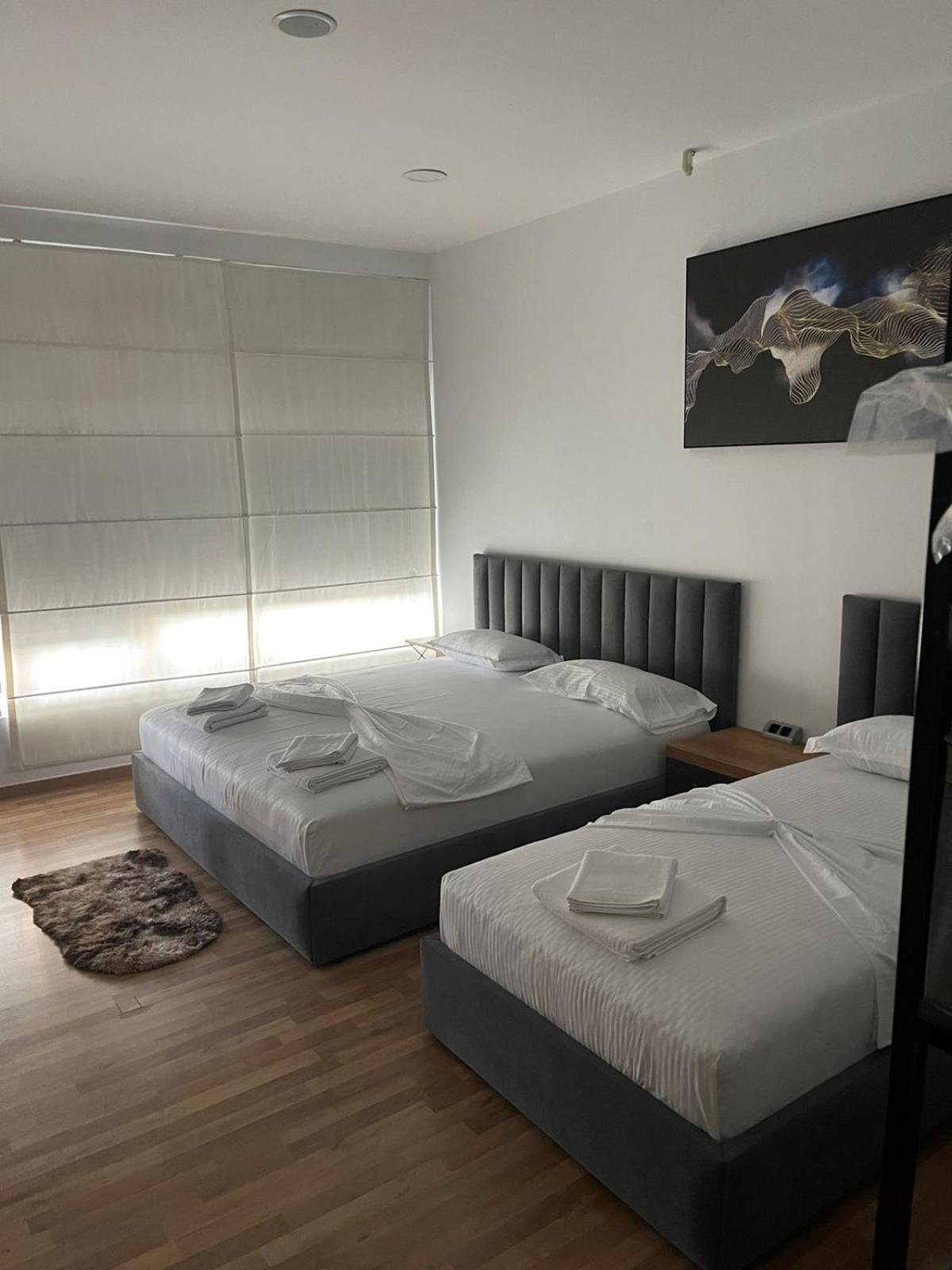 Aries Apartments Sarandë Exterior foto